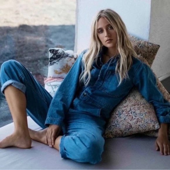 Billabong endless days jumpsuit denim size medium - Picture 1 of 11